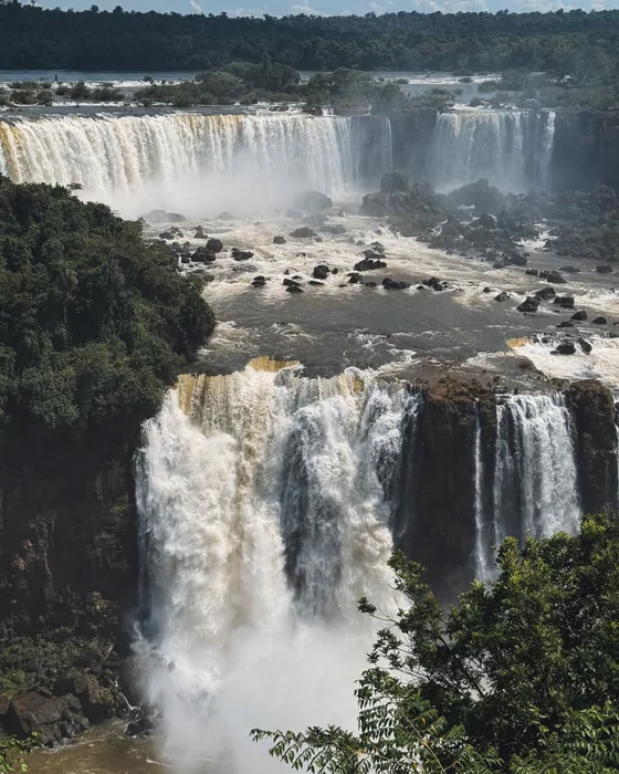 Die Wasserfälle von Iguaçu von der brasilianischen Seite